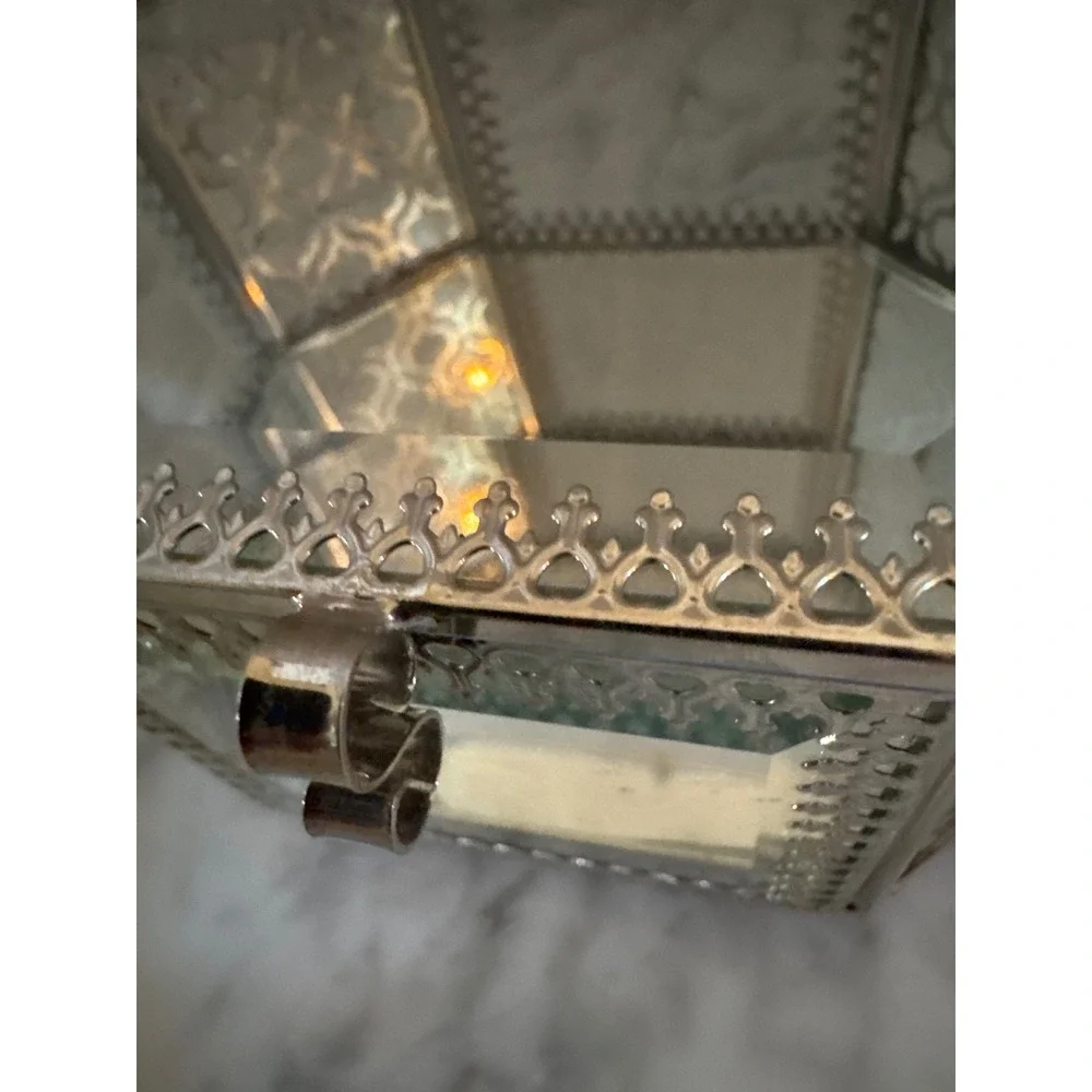 Rachel Ashwell Shabby Chic Silver Filigree Mirrored Octagon Glass Jewelry Box